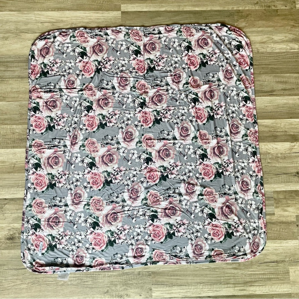 Posh Peanut Daphne Patoo Blanket - Picture 2 of 5